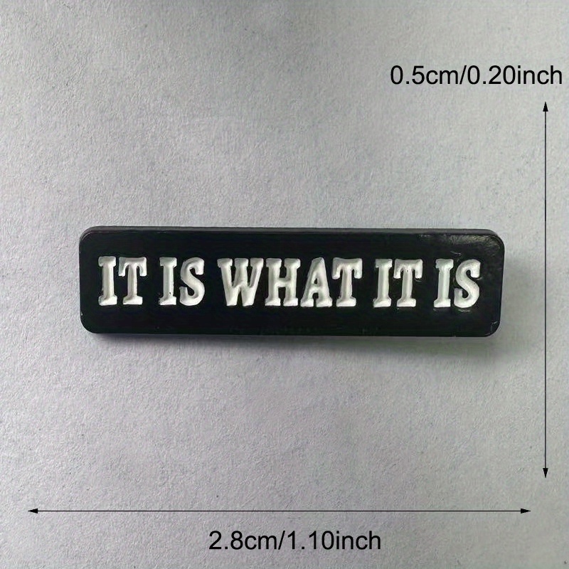 Broche com citação de letra 